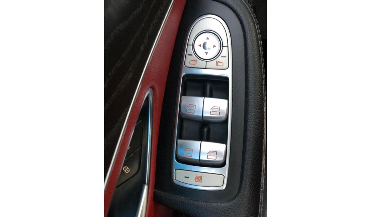 Mercedes-Benz C 200 Mercedes benz C 200 model 2016 GCC car prefect condition full option low mileage panoramic roof lea