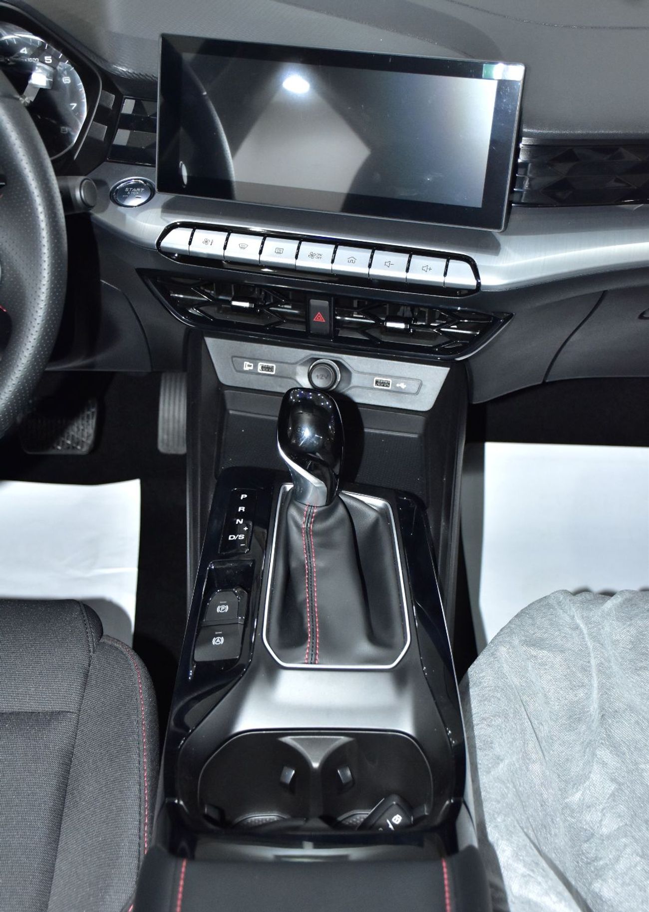 أم جي GT EXCELLENT DEAL for our MG GT ( 2025 Model ) in Grey Color GCC Specs