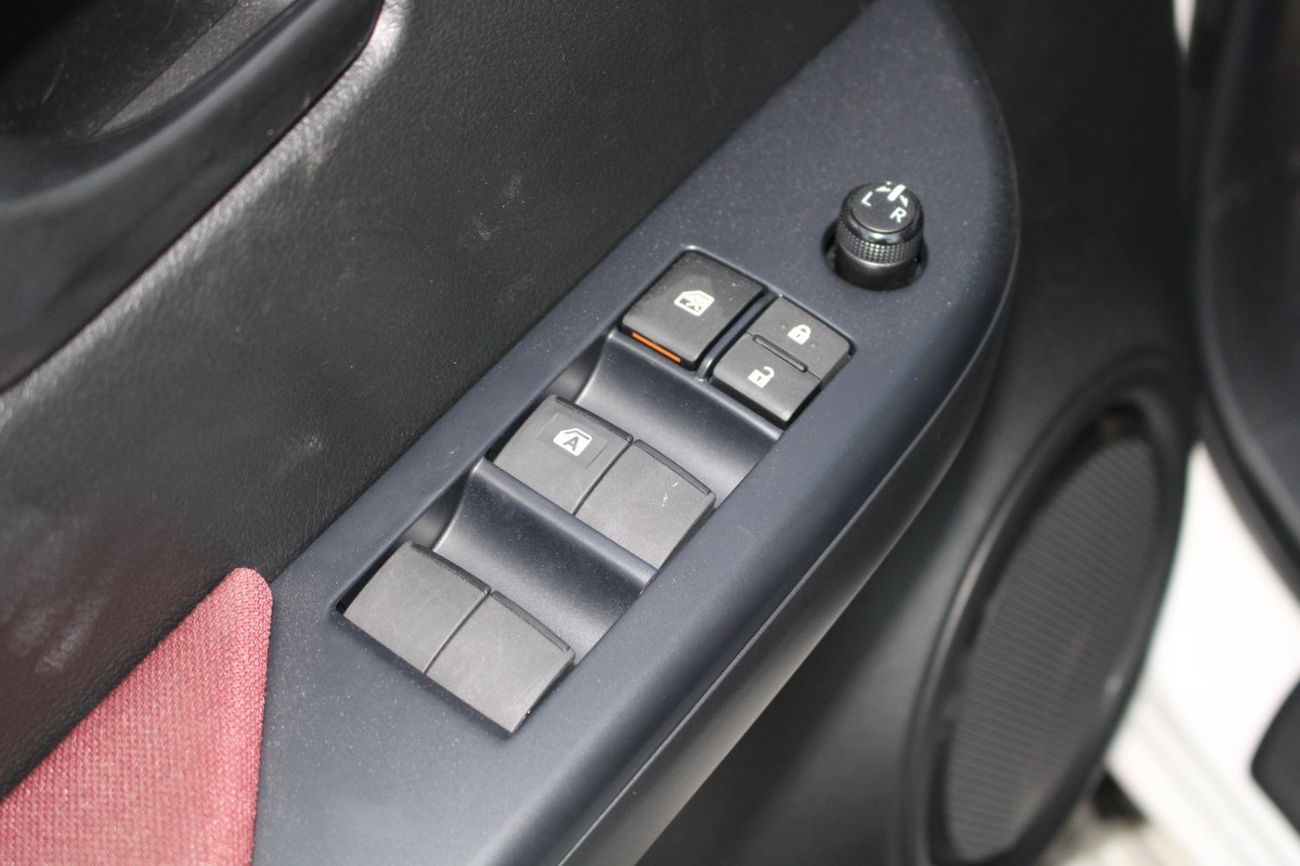 تويوتا هيلوكس TOYOTA HILUX 2.4L DIESEL 4WD DOUBLE CAB DLX-G AUTO