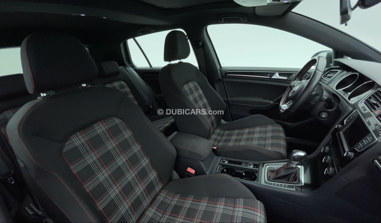 فولكس واجن جولف GTI 2 | بدون دفعة مقدمة | اختبار قيادة مجاني للمنزل