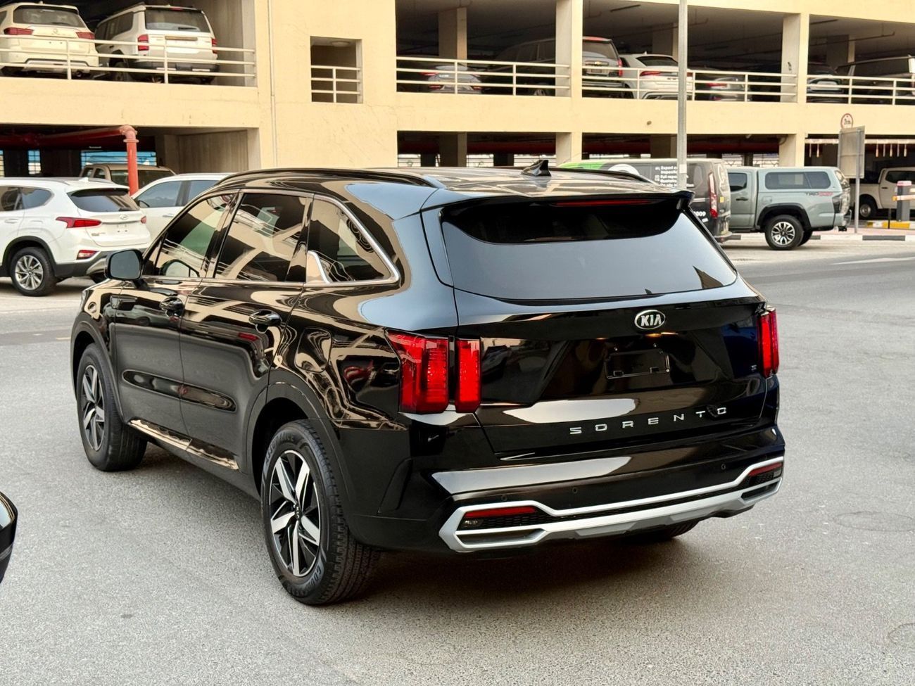 Kia Sorento Top 2.4L AWD 2021 LIMITED 2.4 FULL OPTION 7 SEATS US SPEC