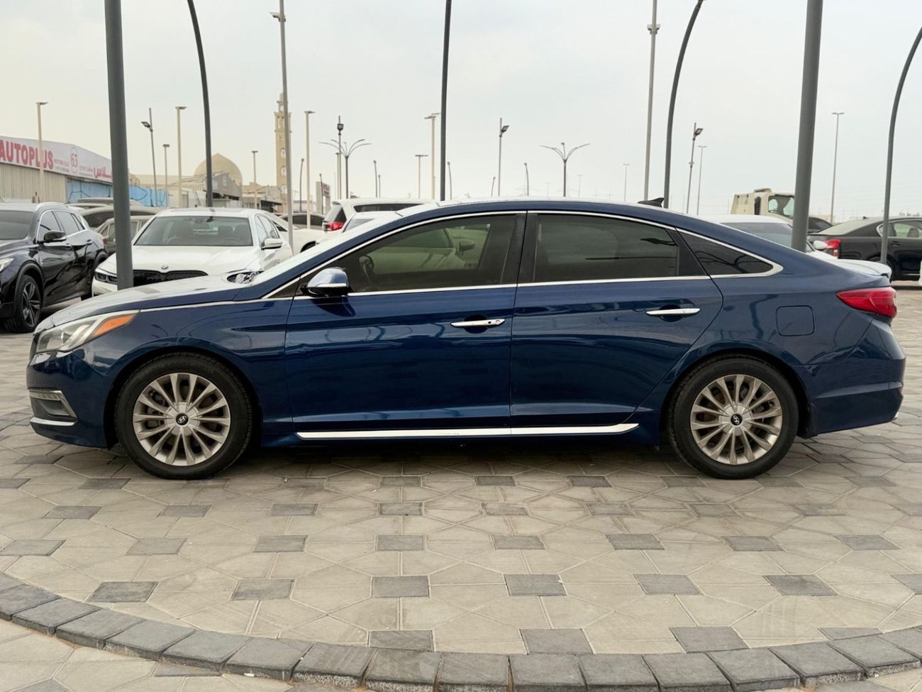 Hyundai Sonata Limited 2.4L