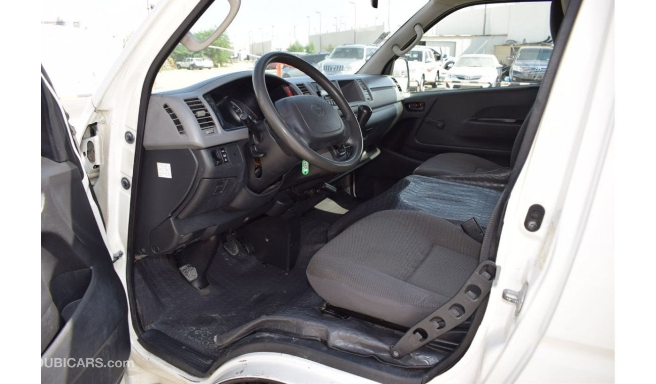 تويوتا هاياس Toyota Hiace Highroof Bus GL, model:2011. Excellent condition