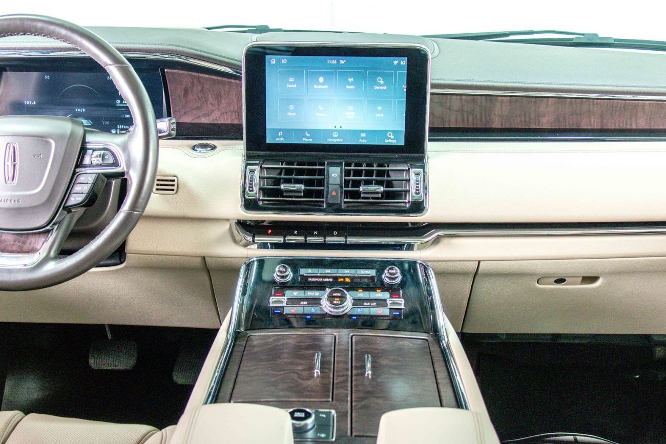 Lincoln Navigator Reserve 3.5L GCC-7 Seats-Al Tayer Warranty and Service Contract Until 05/2026-22 Inch