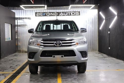 Toyota Hilux 2024 TOYOTA HILUX DLX 2.4L DIESEL M/T BASIC - EXPORT ONLY