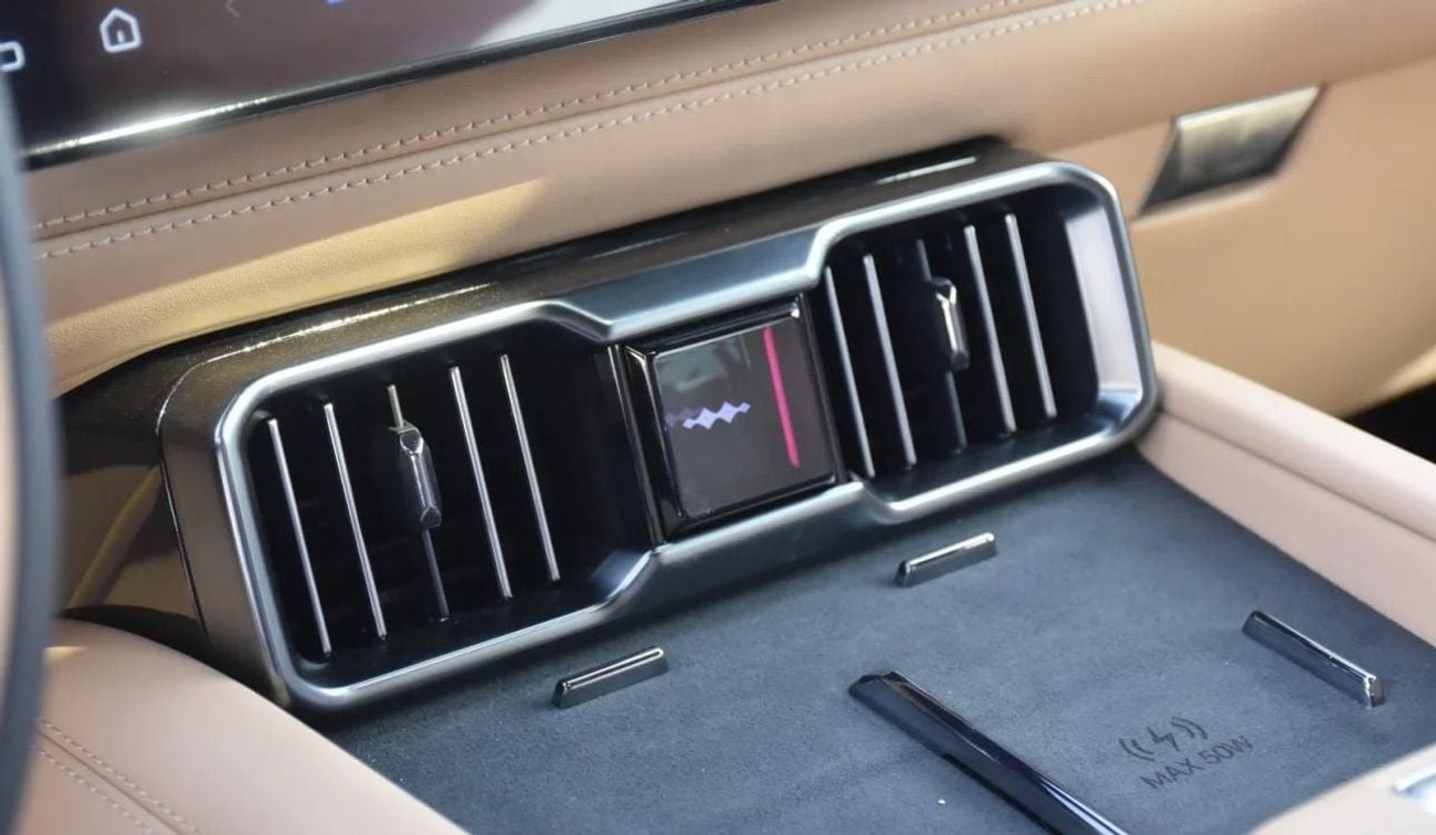 BYD Leopard 8 Smart and Brave Flagship Edition (7 Seats)