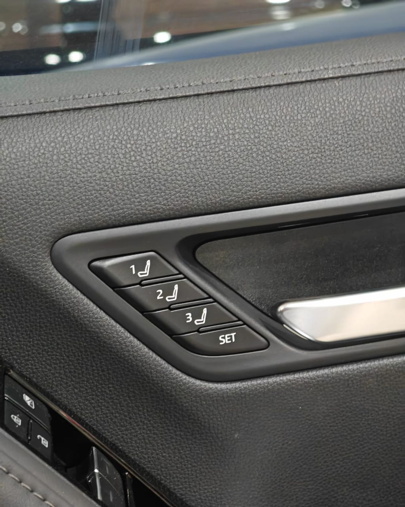 Toyota Land Cruiser GXR4 3.3L