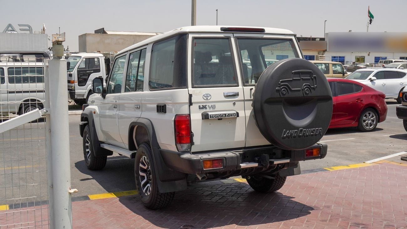 Toyota Land Cruiser 70 HT VXR 4.0L V6