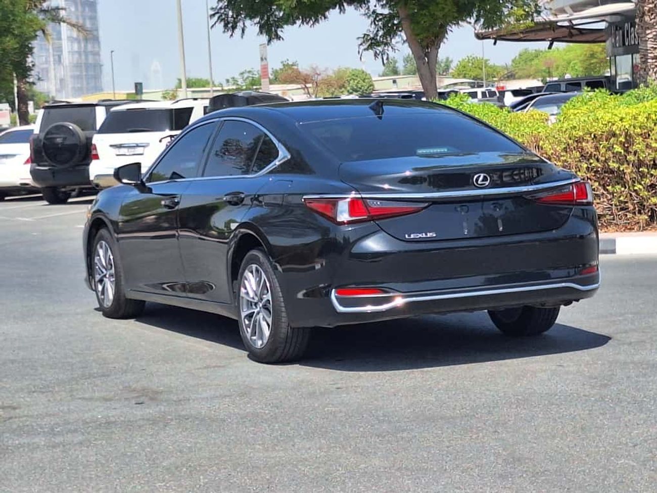 Lexus ES 300 2024 LEXUS ES-300 2.0L PETROL