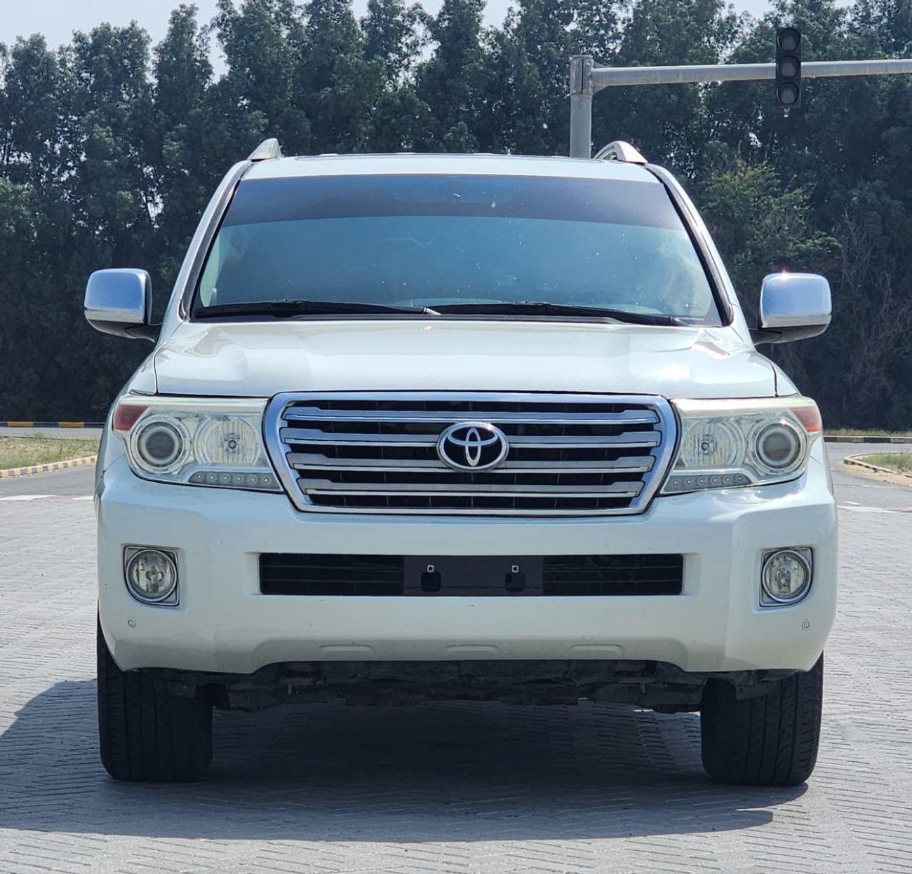 Toyota Land Cruiser VXR V8