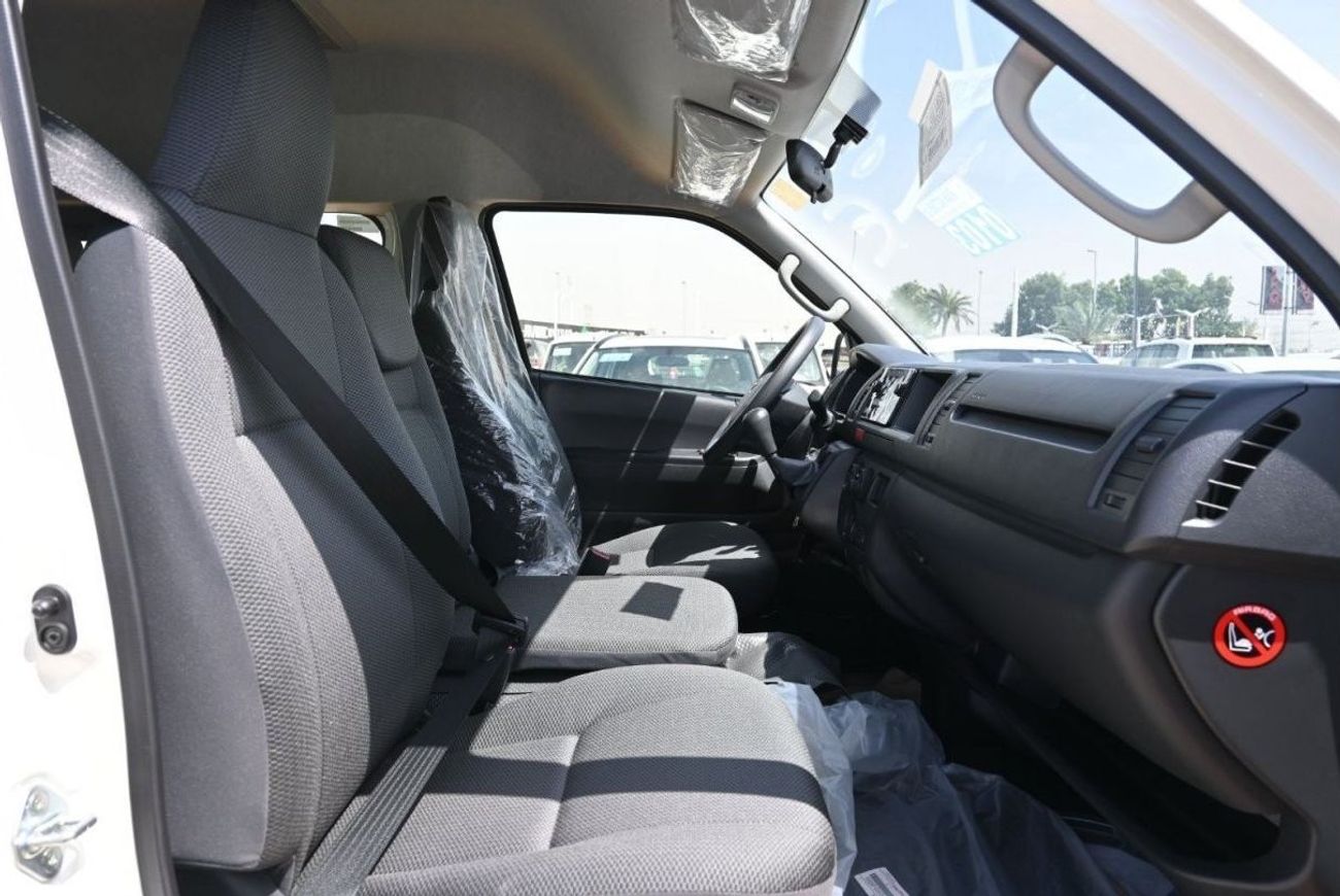 Toyota Hiace Toyota Hiace 2.7L Petrol, Manual Hi-Roof 16 Seater Old Shape