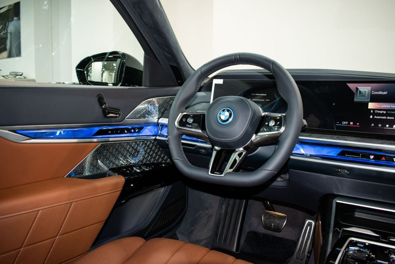 بي أم دبليو i7 i7 xDrive60 Masterclass M Sport Package