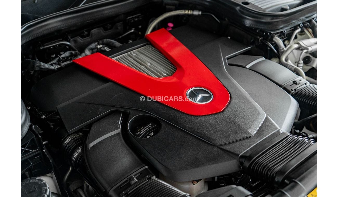 Mercedes-Benz GLC 43 AMG 2017 Mercedes GLC43 AMG Full Option / Full-Service History