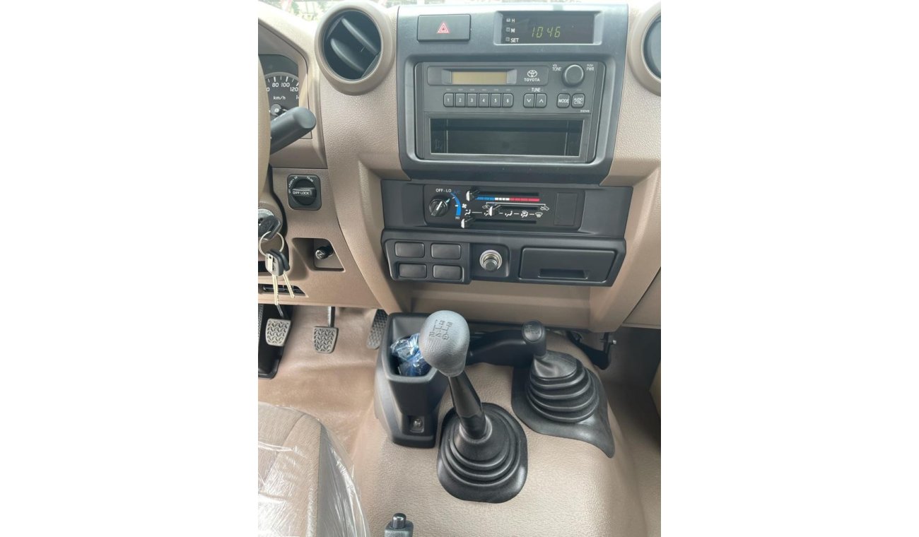 تويوتا لاند كروزر بيك آب TOYOTA LAND CRUISER PICK UP DIESEL 4.2L V6 GCC WITH DIFFLOOK AND POWER WINDOWS