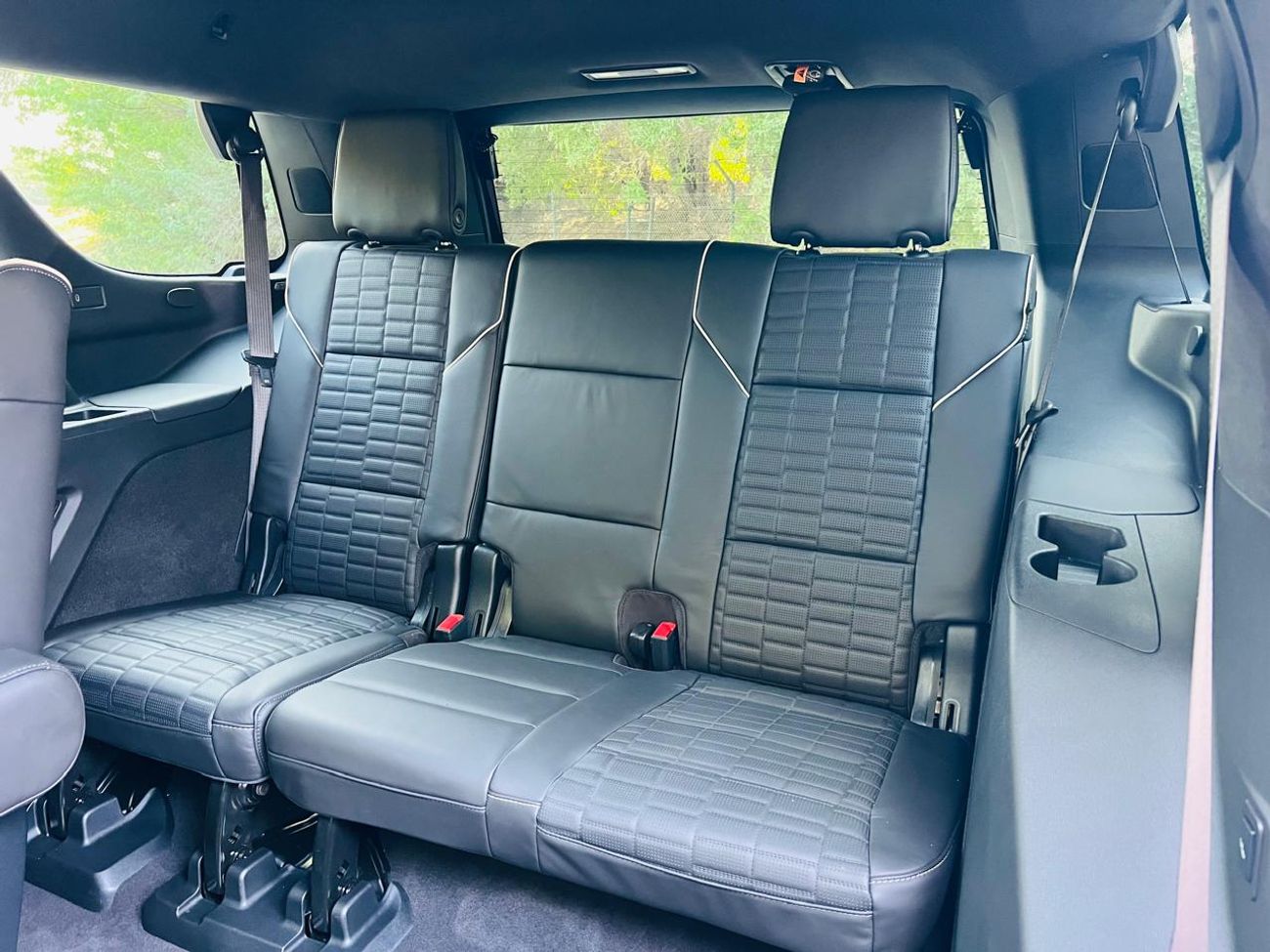 كاديلاك إسكالاد Premium Luxury Platinum 6.2L 4WD