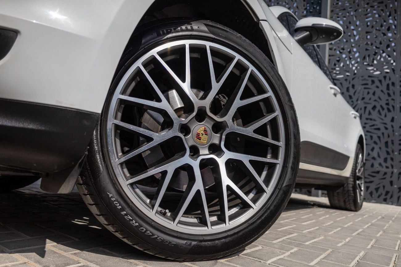 Porsche Macan Std 2.0L (252 HP) Porsche Macan 2021 GCC| Warranty