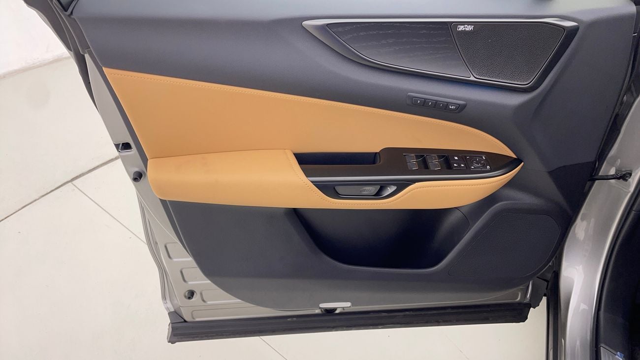 Lexus NX350h Platinum 2.5L ( CYL) PLATINUM 2.5 | Zero Down Payment | Home Test Drive