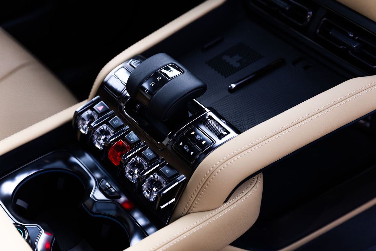 BYD Leopard 5 2025 BYD LEOPARD 05