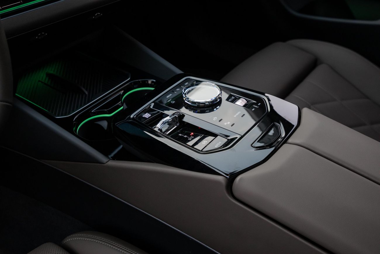 BMW 520i 520i | 4,211 P.M | 0% Downpayment | Agency Warranty!