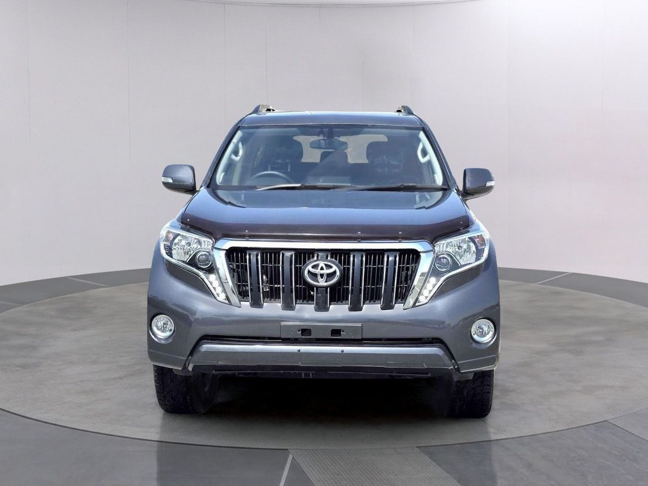 تويوتا برادو 4x4 Diesel 2.8l Right Hand Drive (Export only)