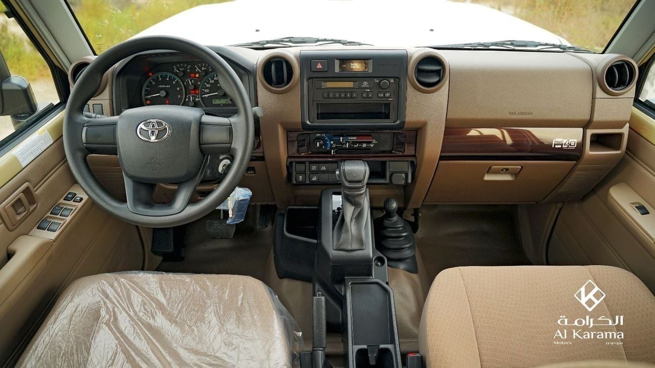 تويوتا لاند كروزر بيك آب LX V6 | 4.0L Automatic Transmission | Diff Lock | 40th  Anniversary Edition | GCC