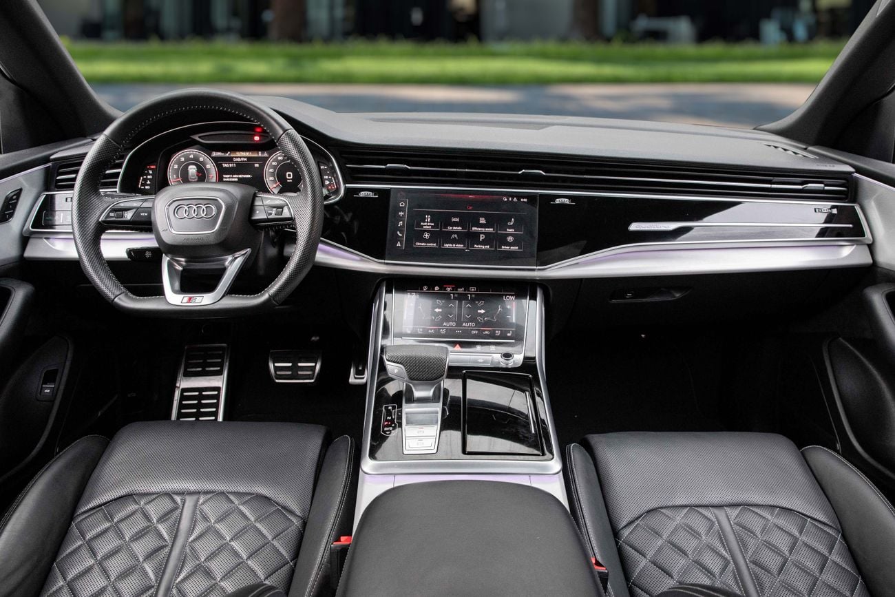 أودي Q8 Q8 S-Line | 3,134 P.M | 0% Downpayment | Immaculate Condition!