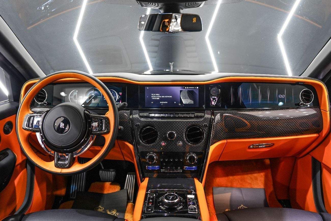 رولز رويس كولينان Black Badge, Series II, Entertainment Display, Bespoke Audio, Dealer Warr + Serv!!