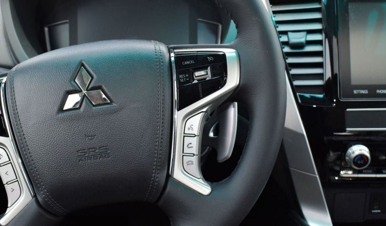 Mitsubishi Montero Brand New Mitsubishi Montero Sport 2023 Export 3.0L A/T 4WD Petrol|Black/Black|MONTEROSPORTGLS3