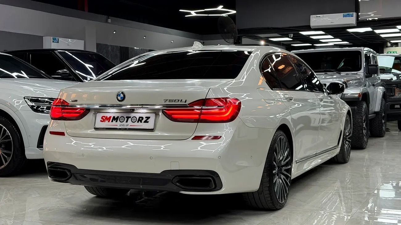 بي أم دبليو 750Li XDRIVE LUXURY