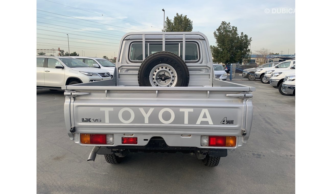 Toyota Land Cruiser 4.0 Petrol Double Cabin Petrol Manual AWD