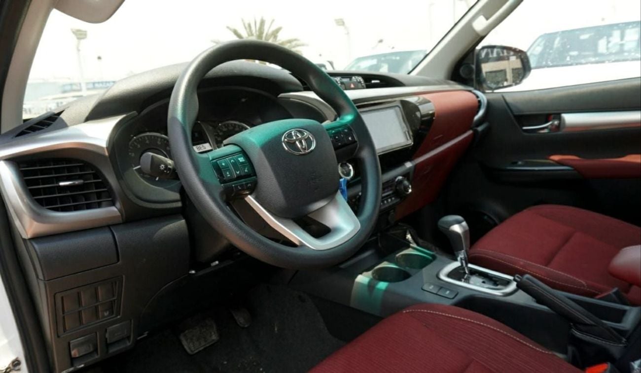 Toyota Hilux GLX 2.7L Double Cab Utility 4WD M/T SR5 2.7L Double Cab Utility 4WD M/T