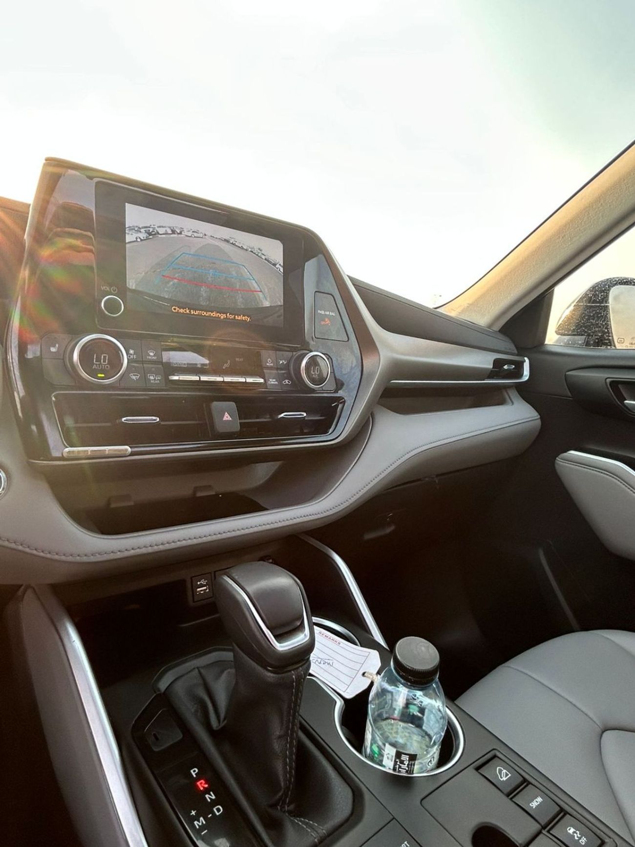 Toyota Highlander 2023 Toyota Highlander 2.4L V4 Turbo - XLE Full Option AWD 4x4 - Radar & Wireless charger -