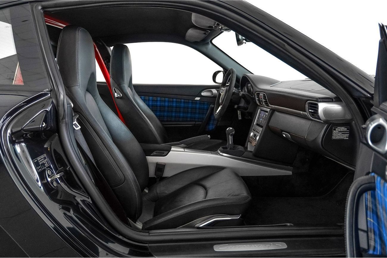 Porsche 911 2007 Porsche 911 Carrera 4 S Manual / Half Cage