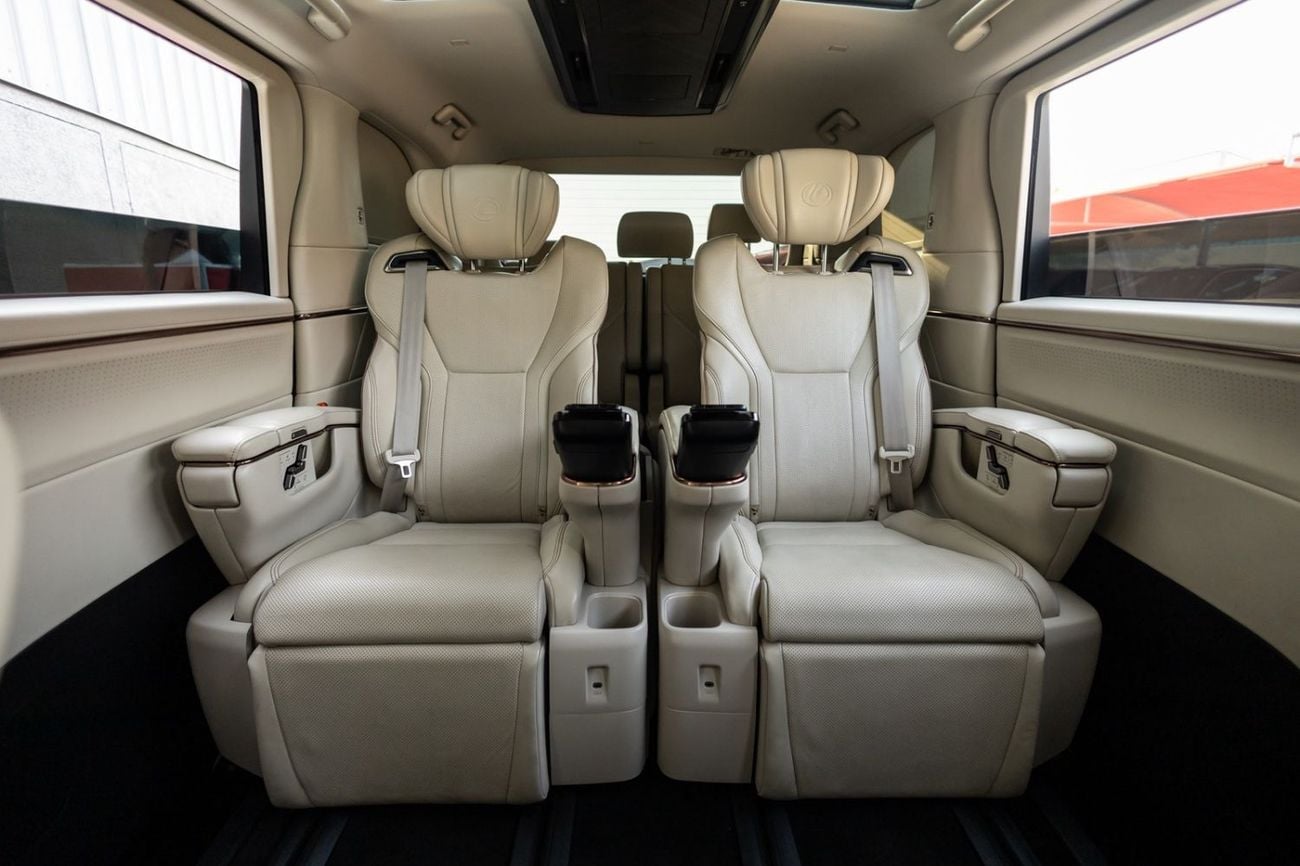لكزس LM 350h STD (NON GCC) Lexus LM350h 2024 European Specs | Warranty
