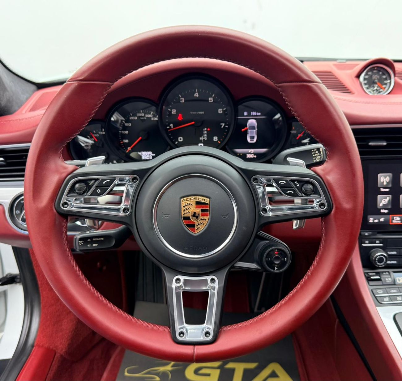 بورش 911 CARRERA بورش 911 كاريرا 2019، ضمان، سجل صيانة كامل لدى بورش، باقة سبورت كرونو، خليجية