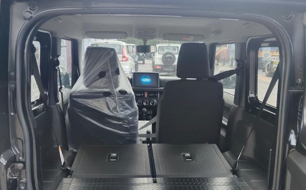 سوزوكي جيمني GLX 1.5L (3-Doors)