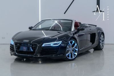 Audi R8 Spyder FSI 4.2L (430 HP) 2014 Audi R8 Quattro Spyder V8, Service History, Very Low Kms, Carbon Fiber