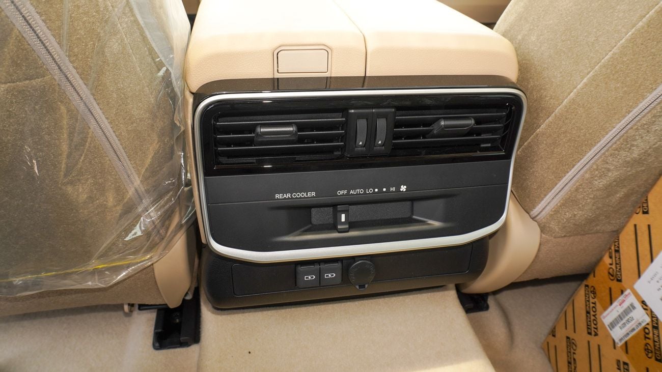 Toyota Land Cruiser GXR 3.5L V6 TWIN TURBO