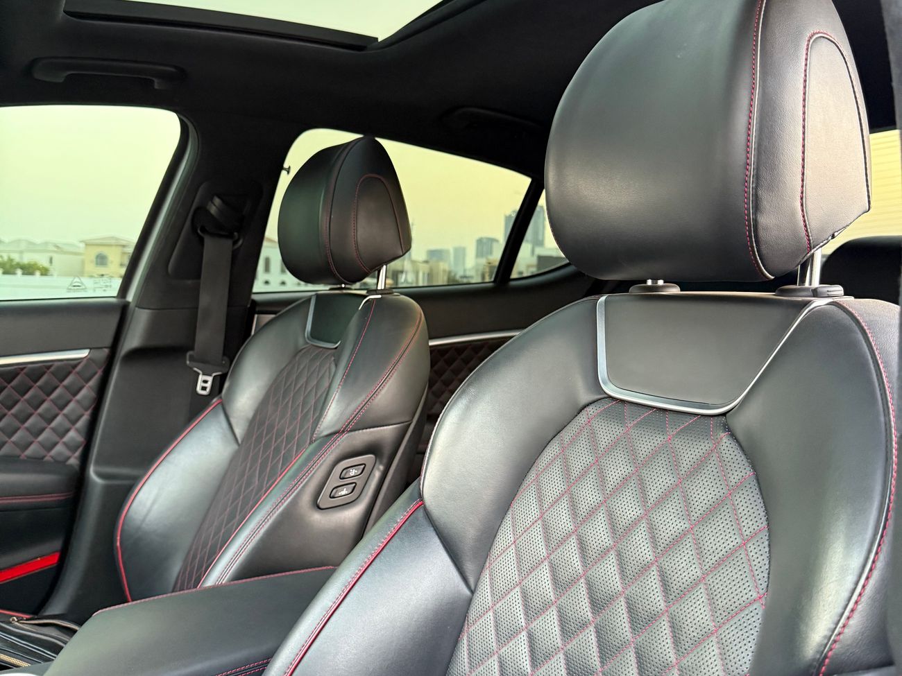 جينيسس G70 Sport 3.3T AWD