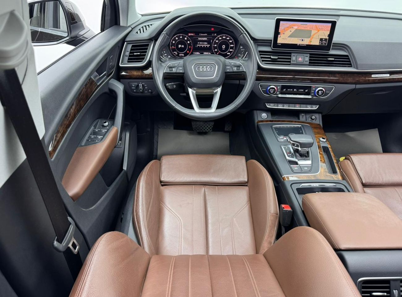 أودي Q5 45 TFSI Quattro S Line 2.0L (252 HP) 2018 AUDI Q5 S-Line 45TFSI Quattro, Warranty, Full Service Hist