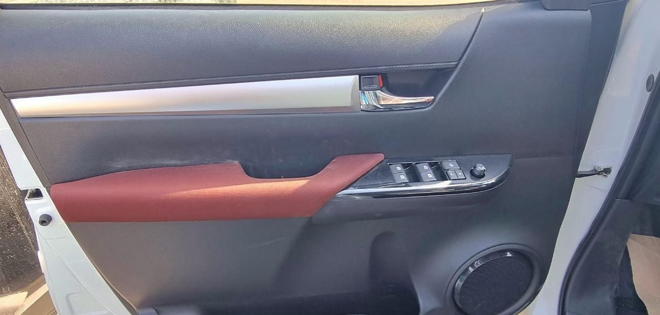 Toyota Hilux TOYOTA HILUX 2.4L DIESEL DOUBLE CABIN 4X4 GLX FULL OPTION MY 2025