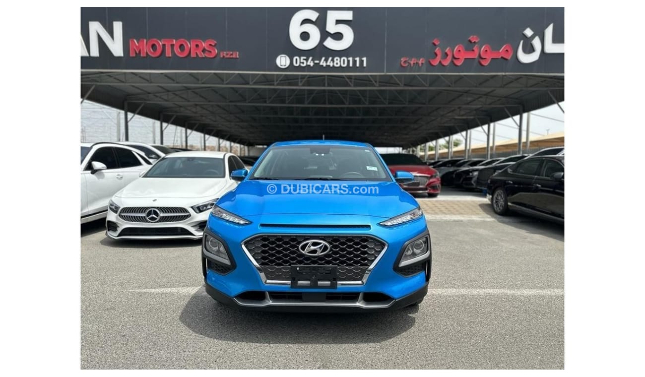 Hyundai Kona SE