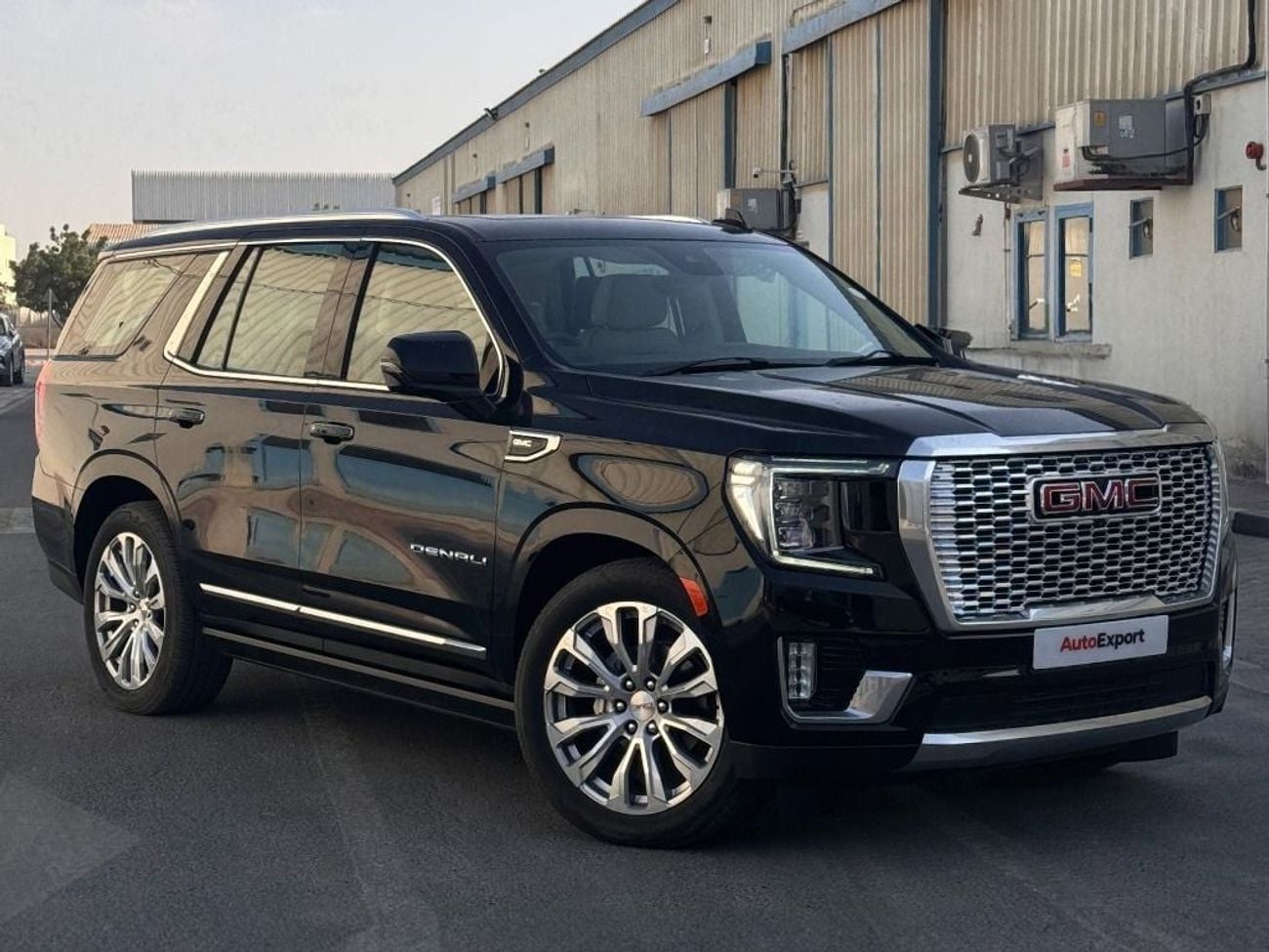 جي أم سي يوكون GMC Yukon Denali RHD Full Conversion