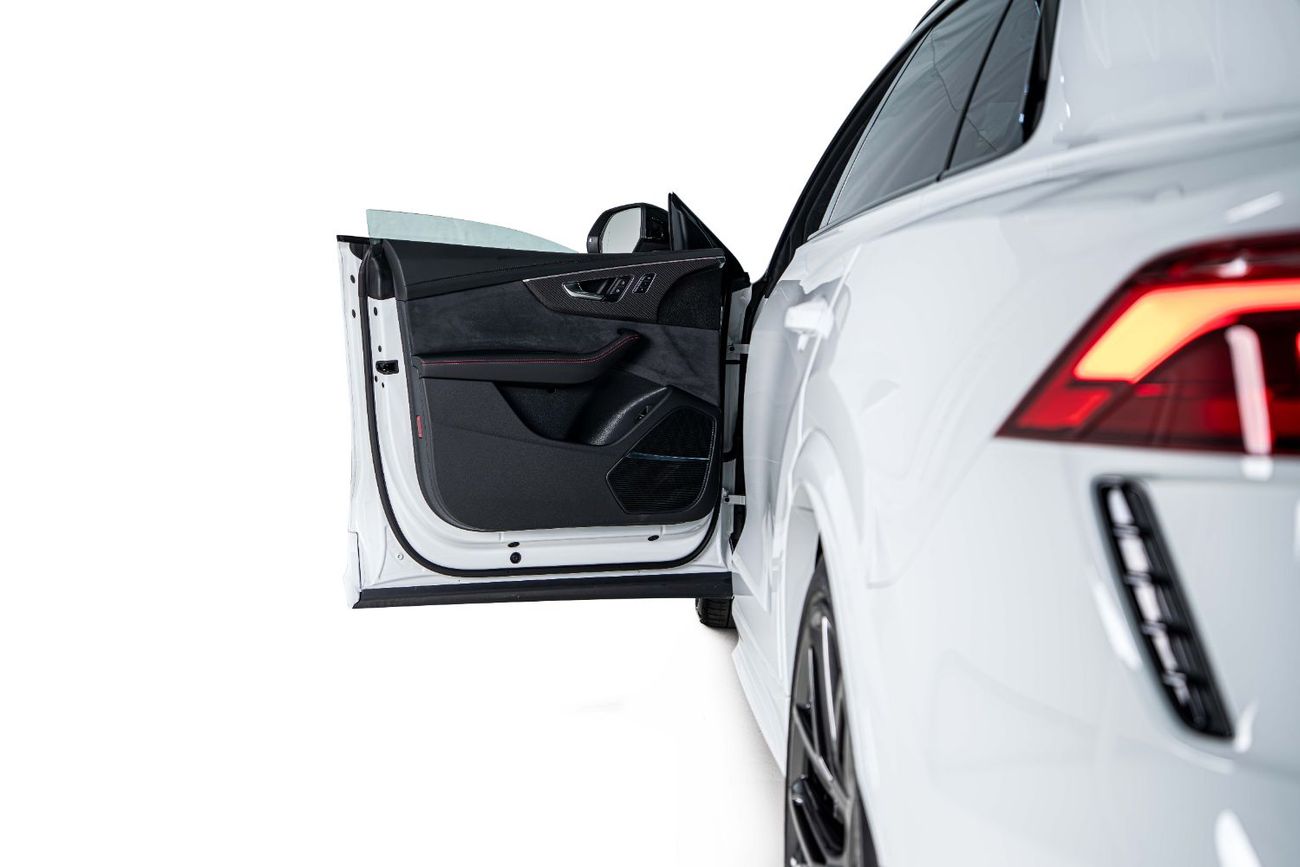 أودي RSQ8 TFSI quattro 4.0L