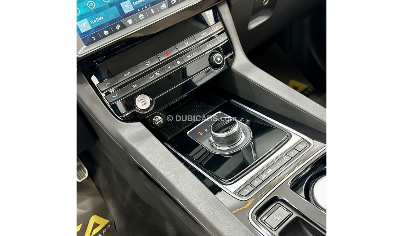 جاكوار F بيس 2019 Jaguar F-Pace Pure, Jaguar Warranty + Service Contract, GCC