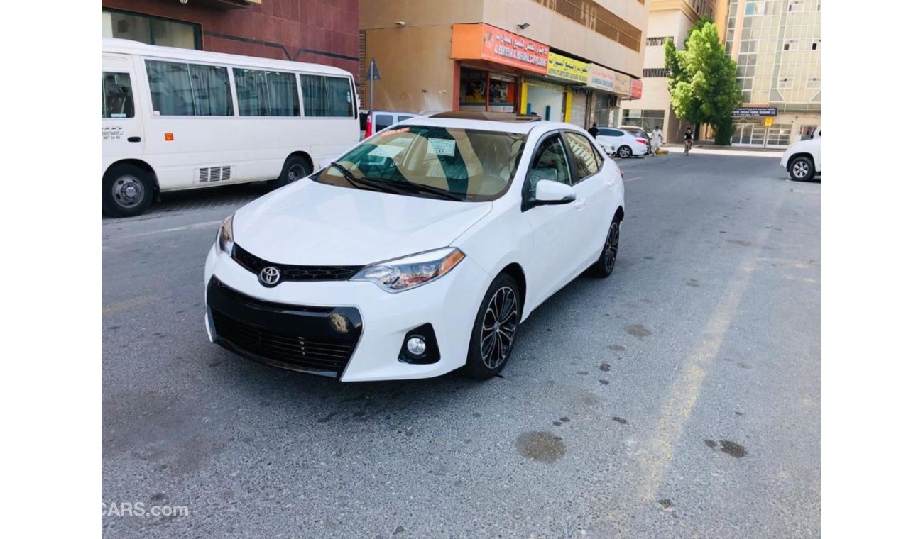 Toyota Corolla 2016 Sports With Sunroof and Leather Seats