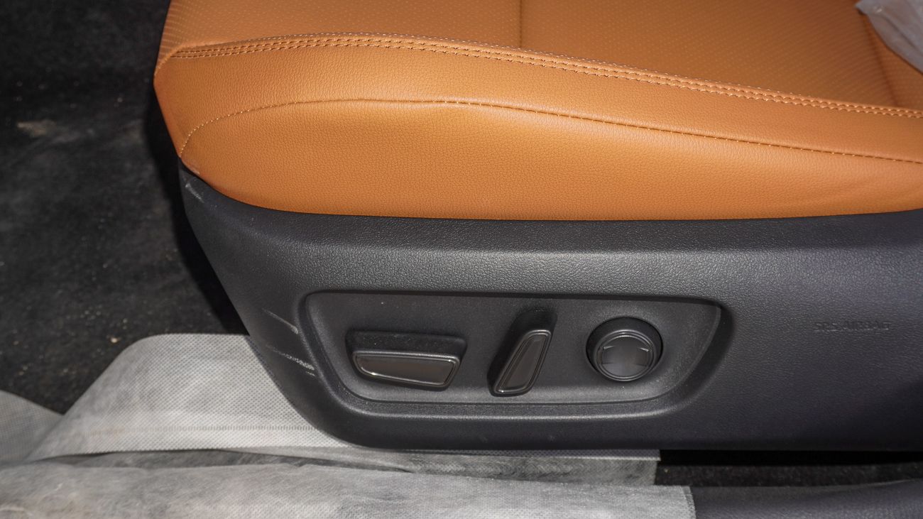 تويوتا كامري GRANDE 2.5L