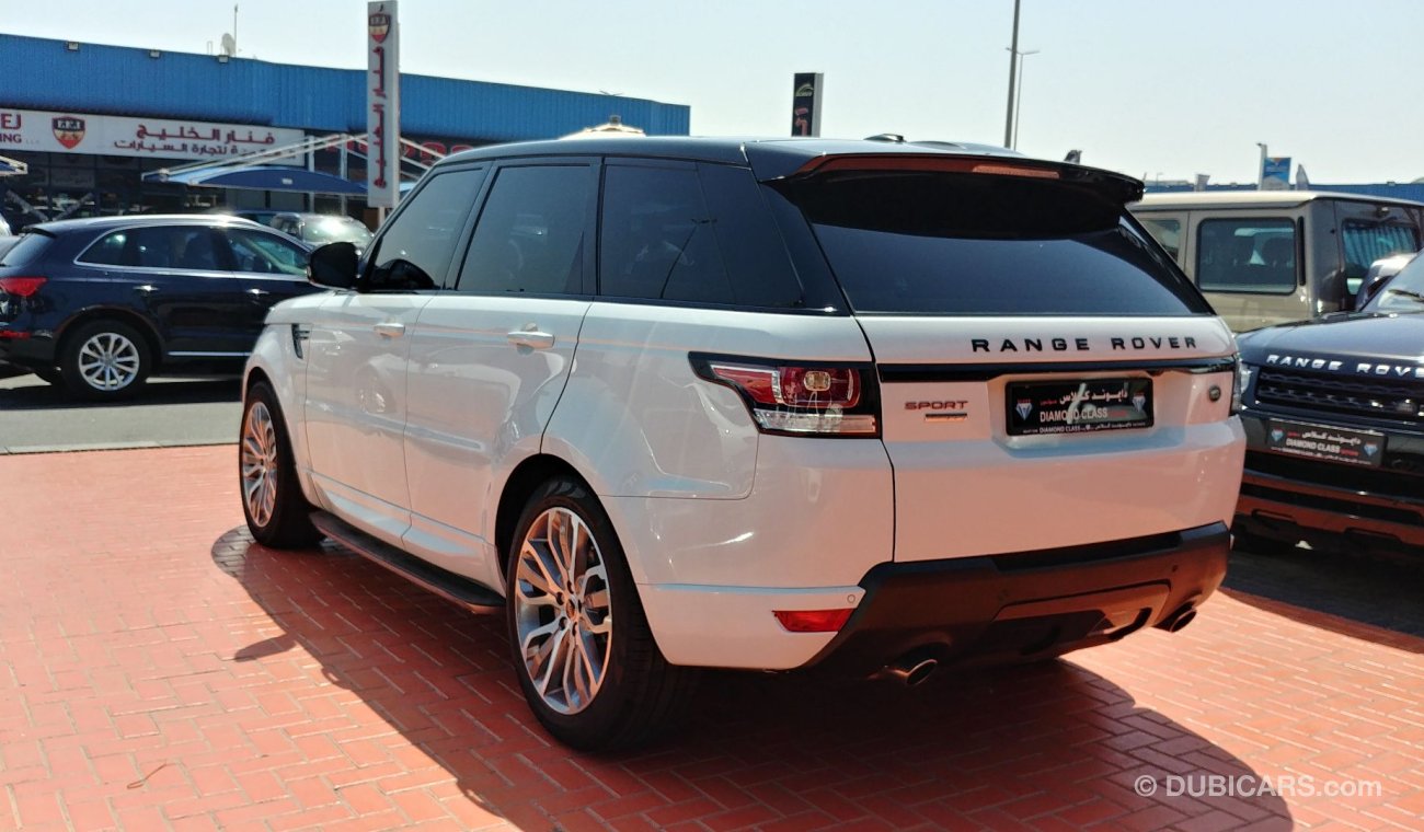 Land Rover Range Rover Sport HSE With Sport