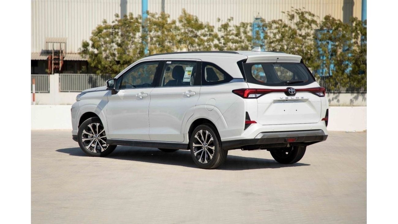 Toyota Veloz 2023 Toyota Veloz V 1.5 - Pearl White inside Black | Export Only