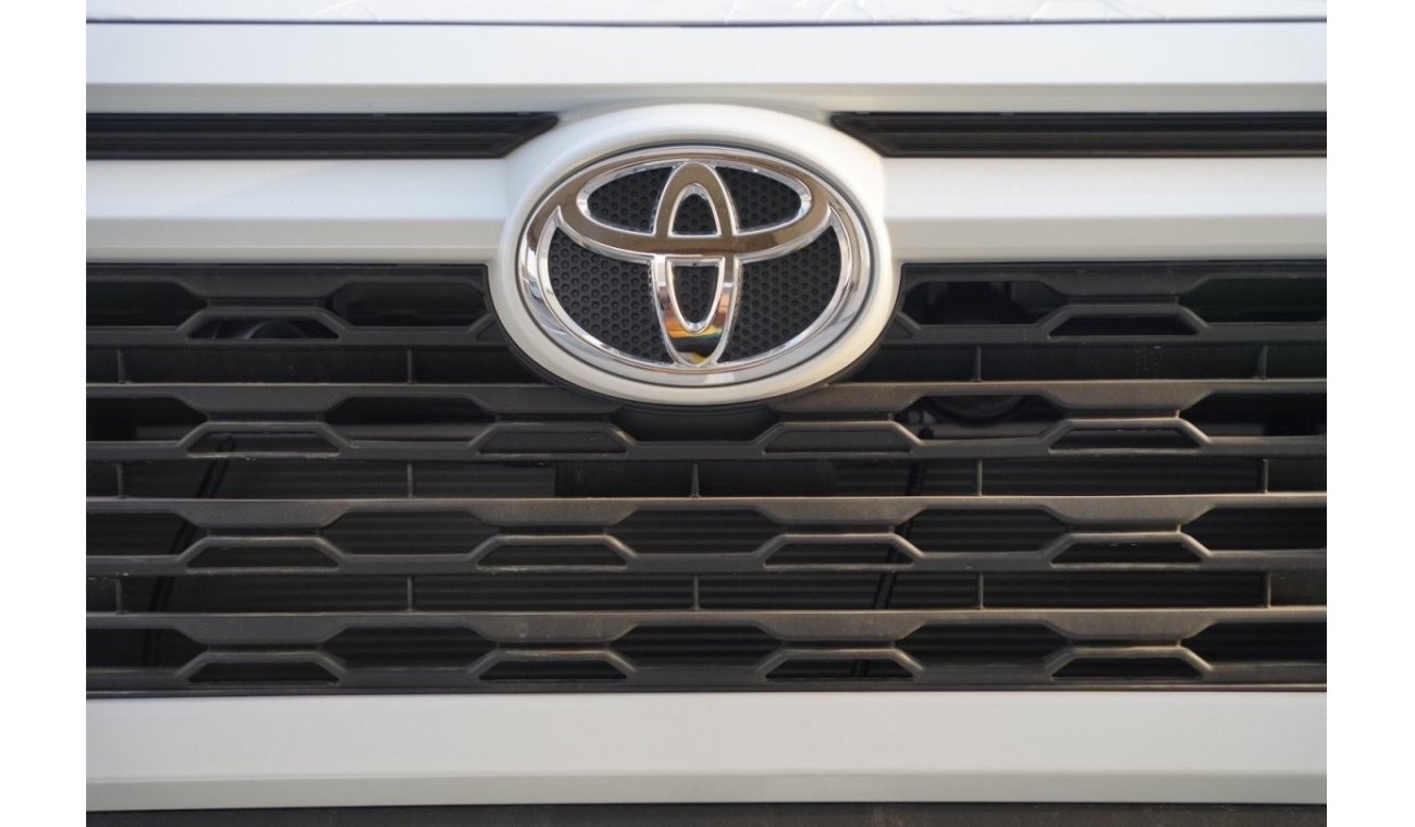 Toyota RAV 4 2.5 TOYOTA RAV4 MODEL 2022 XLE AWD FOR EXPORT ONLY